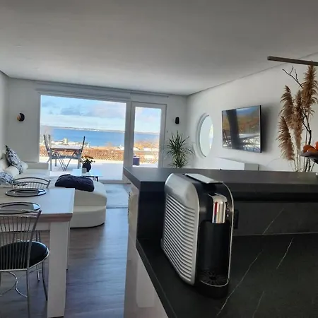 With 1 Bedroom Nyaraló Loddin
